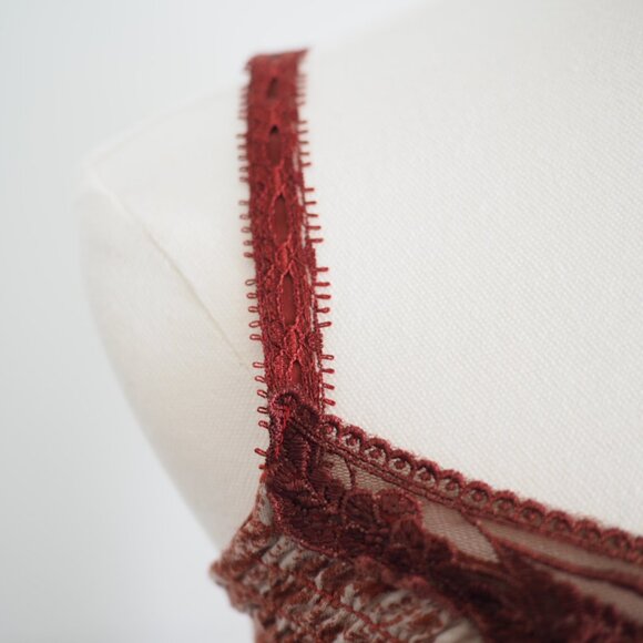 Rare! Kimchi & Blue Red and Cream Camisole With Peacock Toile Print Sz XS - Picture 4 of 15